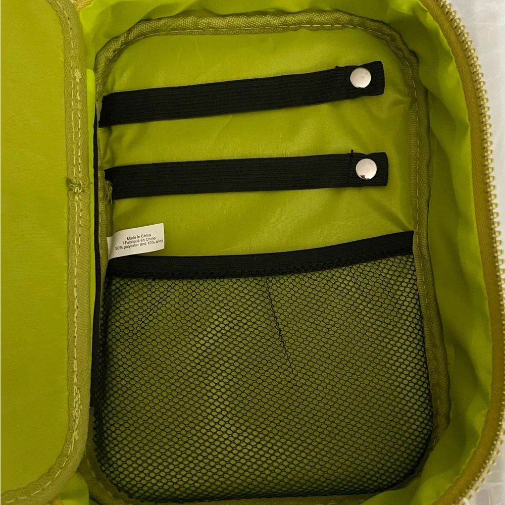 PLANNER PERFECT PEN CASE-Green with White Daisy 🌼